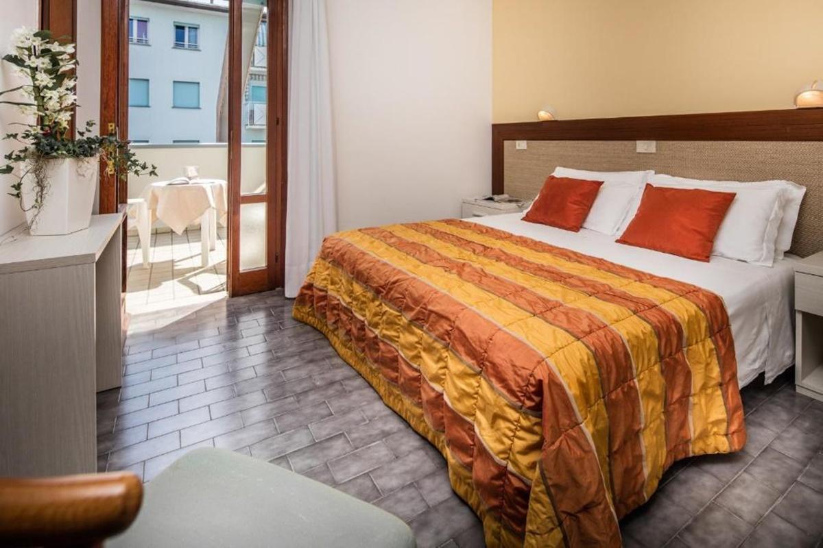 Hotel Bettina Τζεσόλο Λίντο Εξωτερικό φωτογραφία