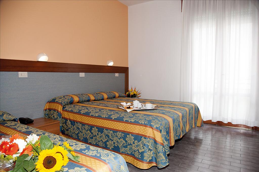 Hotel Bettina Τζεσόλο Λίντο Εξωτερικό φωτογραφία