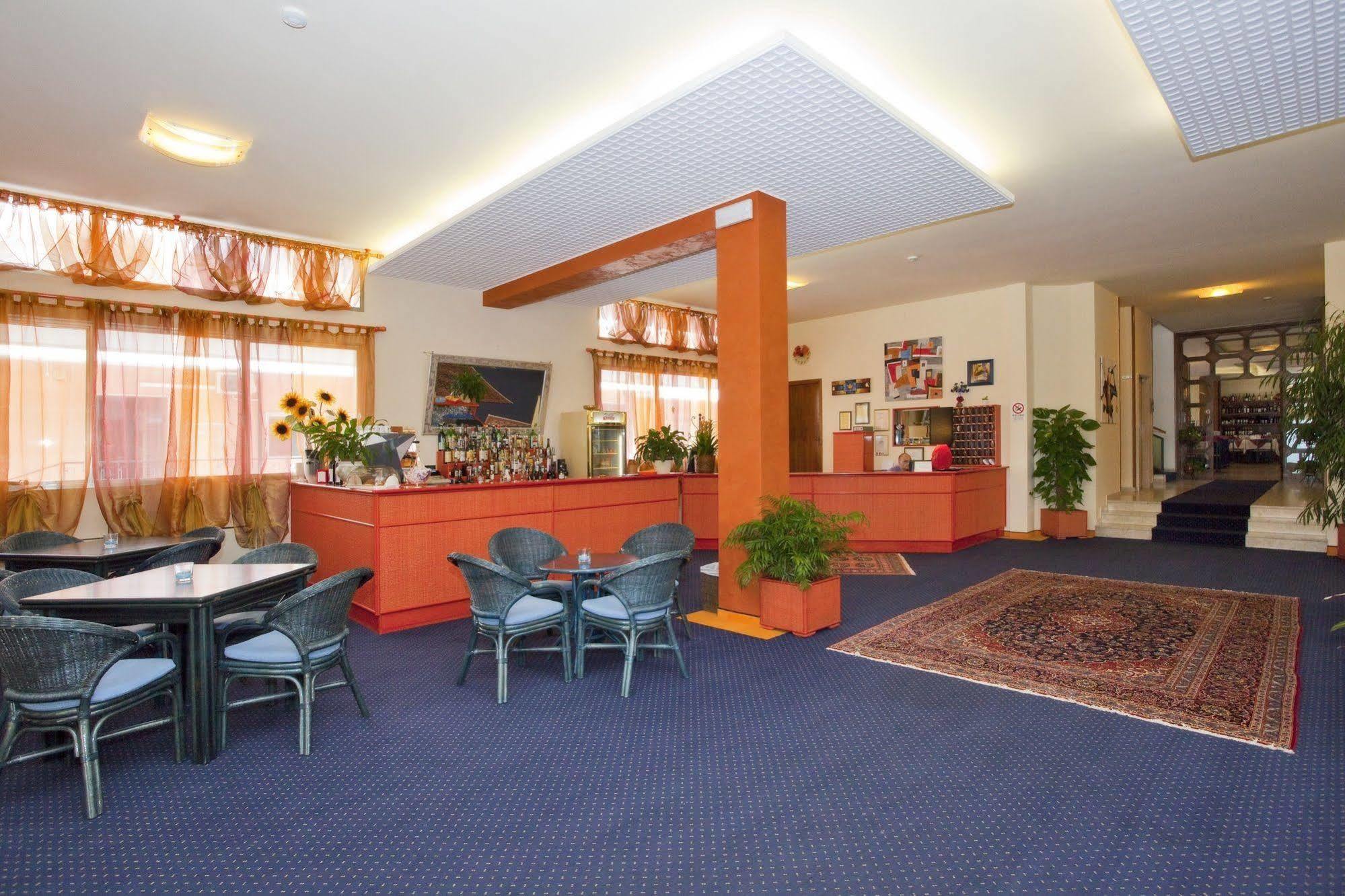 Hotel Bettina Τζεσόλο Λίντο Εξωτερικό φωτογραφία